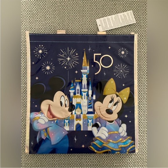 Disney x STARBUCKS tumbler iridescent cup New Collector’s - Picture 6 of 7